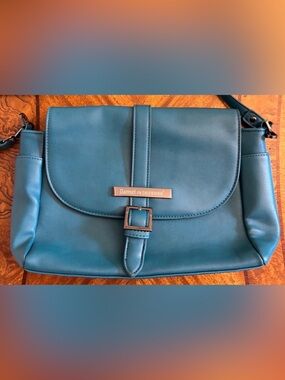 Damsel in Defense Teal Carry Conceal Crossbody Bag